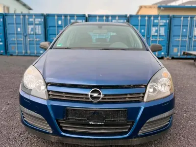 Gebraucht Opel Astra 90 PS (66 kW) 2008 Blau Kombi