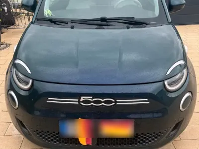 Gebraucht Fiat 500e La Prima 86 kW (118 PS) 2021 Grün Cabrio
