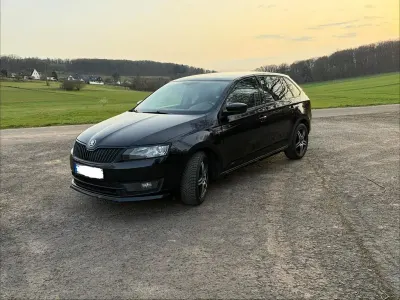 Gebraucht Skoda Rapid Monte Carlo 105 PS (77 kW) 2015 Schwarz Kleinwagen