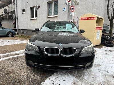 Gebraucht BMW 520 163 PS (119 kW) 2009 Schwarz Kombi