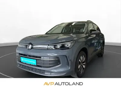 Gebraucht VW Tiguan Goal 150 PS (110 kW) 2025 Delfingrau SUV