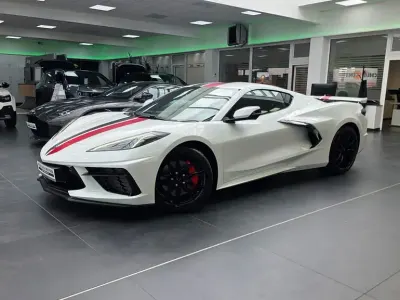 Neu Corvette C8 481 PS (353 kW) 2026 Weiß Coupé