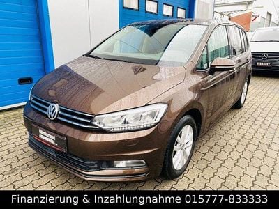 Braun Gebraucht 2016 VW Touran Allstar Van / Kleinbus | 18.400 € (Fairer Preis)