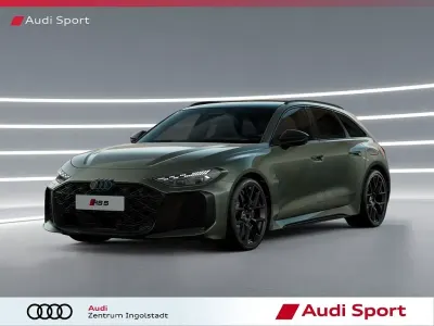 Neu Audi RS5 Sport 639 PS (469 kW) 2026 Grün Kombi