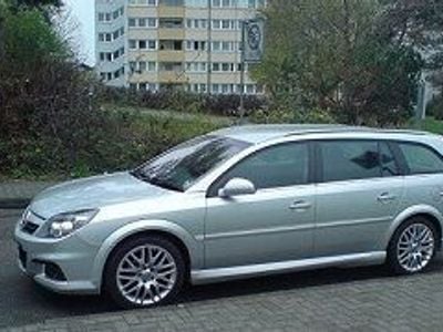 Silber metallic Gebraucht 2008 Opel Vectra OPC Kombi | 13.500 €