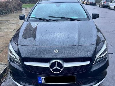 Mercedes CLA200