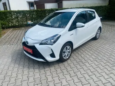 Gebraucht Toyota Yaris Hybrid Edition 75 PS (55 kW) 2020 Weiß Kleinwagen