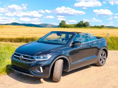 Gebraucht VW T-Roc Cabriolet R-line 150 PS (110 kW) 2022 Schwarz Cabrio