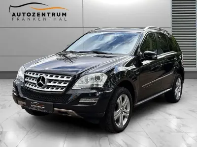 Gebraucht Mercedes ML300 204 PS (150 kW) 2011 Schwarz SUV