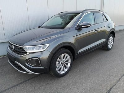 Nouă VW T-Roc Life 150 CP (110 kW) 2025 Gri SUV
