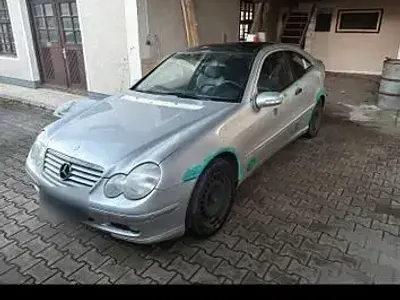 Gebraucht Mercedes CLC180 200 PS (147 kW) 2001 Silber