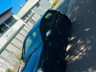 Gebraucht VW Golf VI R-line 122 PS (89 kW) 2009 Kleinwagen
