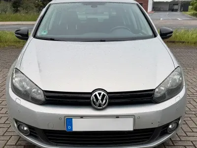 Gebraucht VW Golf VII Match 86 PS (63 kW) 2012 Silber Limousine