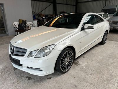 gebraucht Mercedes E250 E-Klasse Coupe E 250 CDI BlueEfficiency