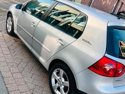 Usata VW Golf V Goal 80 CV (58 kW) 2007 Argento Berlina