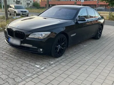 Gebraucht BMW 730 245 PS (180 kW) 2009 Schwarz Limousine