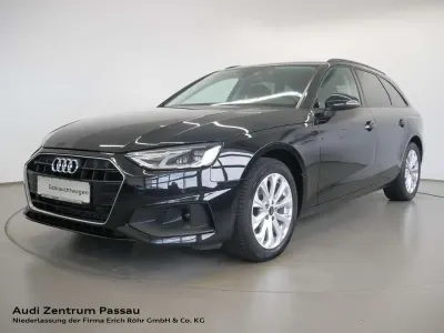 Gebraucht Audi A4 Sport 163 PS (119 kW) 2023 Schwarz Kombi