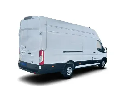 Gebraucht Ford E-Transit Trend 2025 Weiss Van