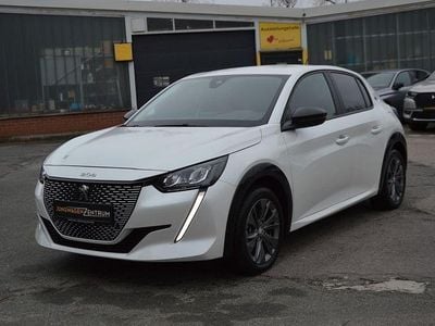 Weiß Gebraucht 2022 Peugeot 208 Active Kleinwagen | 15.900 € (Guter Preis)