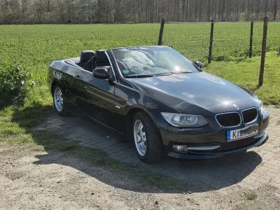 Gebraucht BMW 320 Cabriolet Comfort Edition 170 PS (125 kW) 2010 Schwarz Cabrio