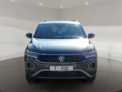 Gebraucht VW T-Roc Life 150 PS (110 kW) 2024 Grau SUV