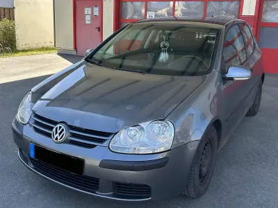Brugt VW Golf IV 105 HK (77 kW) 2005 Grå Sedan