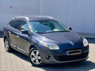 Gebraucht Renault Mégane GrandTour 105 PS (77 kW) 2011 Schwarz Kombi
