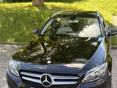 Gebraucht Mercedes C220 170 PS (125 kW) 2016 Schwarz Kombi