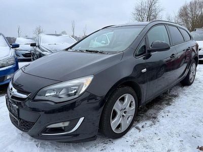 Schwarz Gebraucht 2013 Opel Astra Kombi | 4.600 € (Fairer Preis)