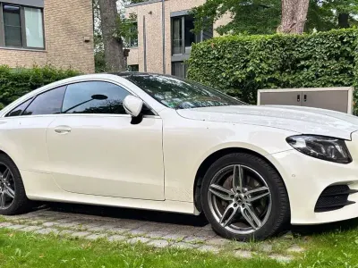 Gebraucht Mercedes E200 AMG line 184 PS (135 kW) 2019 Weiß Coupé