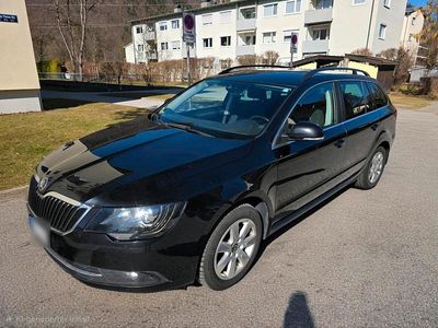 Gebraucht Skoda Superb 140 PS (102 kW) 2014 Schwarz Kombi