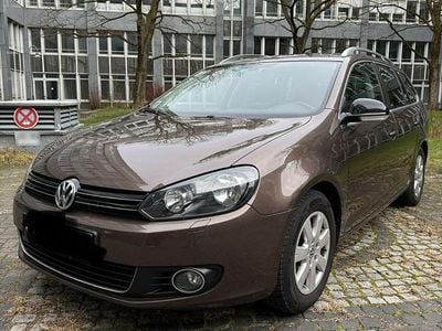 Gebraucht VW Golf VI Style 122 PS (89 kW) 2011 Braun Kleinwagen