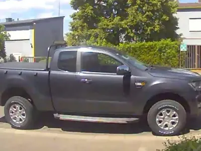 Gebraucht Ford Ranger 160 PS (117 kW) 2018 Grau Pickup