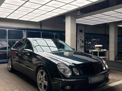 Gebraucht Mercedes E320 224 PS (164 kW) 2005 Blau Limousine