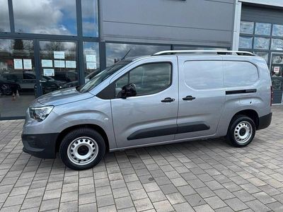 Usata Opel Combo 102 CV (75 kW) 2022 Grigio Monovolume