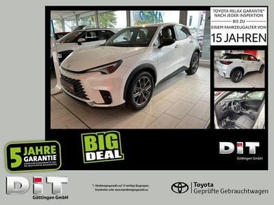 Titaniumweiß metallic Gebraucht 2024 Lexus LBX SUV | 36.990 € (Etwas zu teuer)