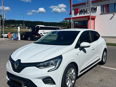 Gebraucht Renault Clio IV 74 PS (54 kW) 2019 Weiß Kleinwagen