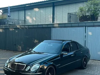 Gebraucht Mercedes E350 AMG 272 PS (200 kW) 2005 Schwarz Limousine