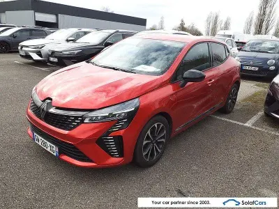 Gebraucht Renault Clio V Techno 91 PS (66 kW) 2024 Rot Limousine