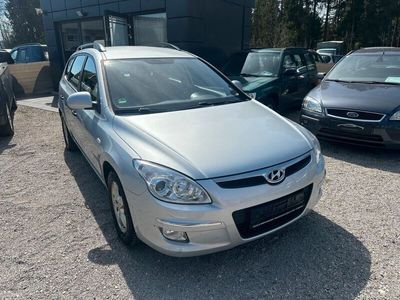 gebraucht Hyundai i30 CW 2,0 Benzin*Klima*AHK