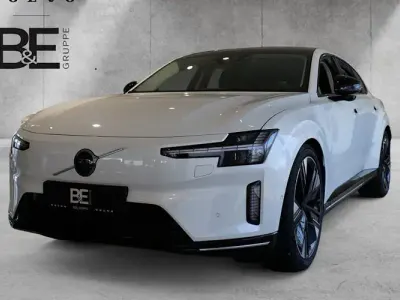 Nuova Volvo ES90 Ultra 244 kW (333 CV) 2026 Bianco Berlina