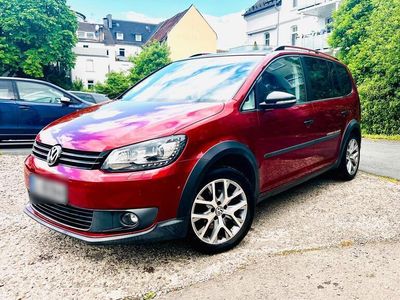 VW Touran Cross