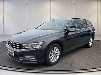 Gebraucht VW Passat Business 150 PS (110 kW) 2023 Grau Kombi