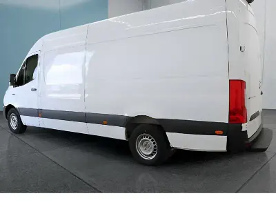 Gebraucht Mercedes E-Sprinter 150 kW (204 PS) 2025 Weiß Van