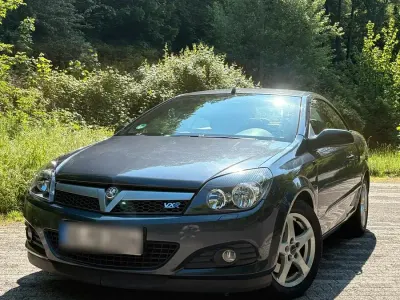 Gebraucht Opel Astra 150 PS (110 kW) 2006 Blau Cabrio