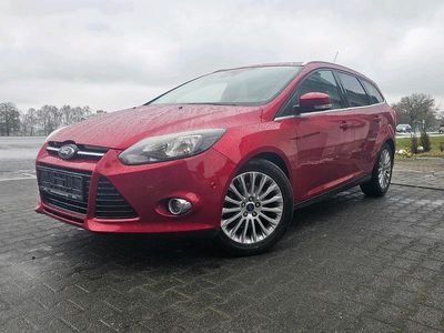 Usata Ford Focus 125 CV (91 kW) 2012 Rosso Station wagon