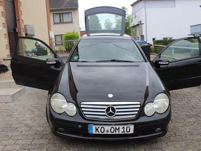 Mercedes C180