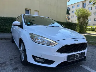 Gebraucht Ford Focus Business Edition 120 PS (88 kW) 2015 Weiß Kombi
