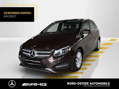 Gebraucht Mercedes B180 122 PS (89 kW) 2018 Braun Kleinwagen