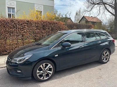 Gebraucht Opel Astra Sport 136 PS (100 kW) 2016 Grün Kombi